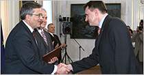 ArCADia-TERMO PRO uhonorowany god�em TERAZ POLSKA.